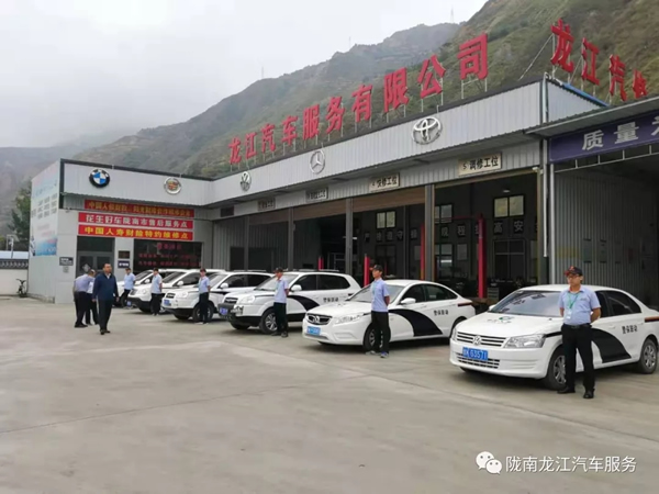金錘鈑金，銀槍噴漆！龍江汽修值得信賴！