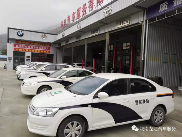 金錘鈑金，銀槍噴漆！龍江汽修值得信賴！